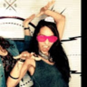 Meet your Posher, Giselle